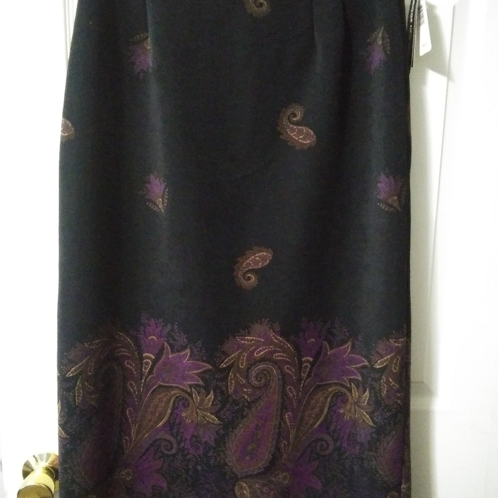 Briggs New York Long Skirt